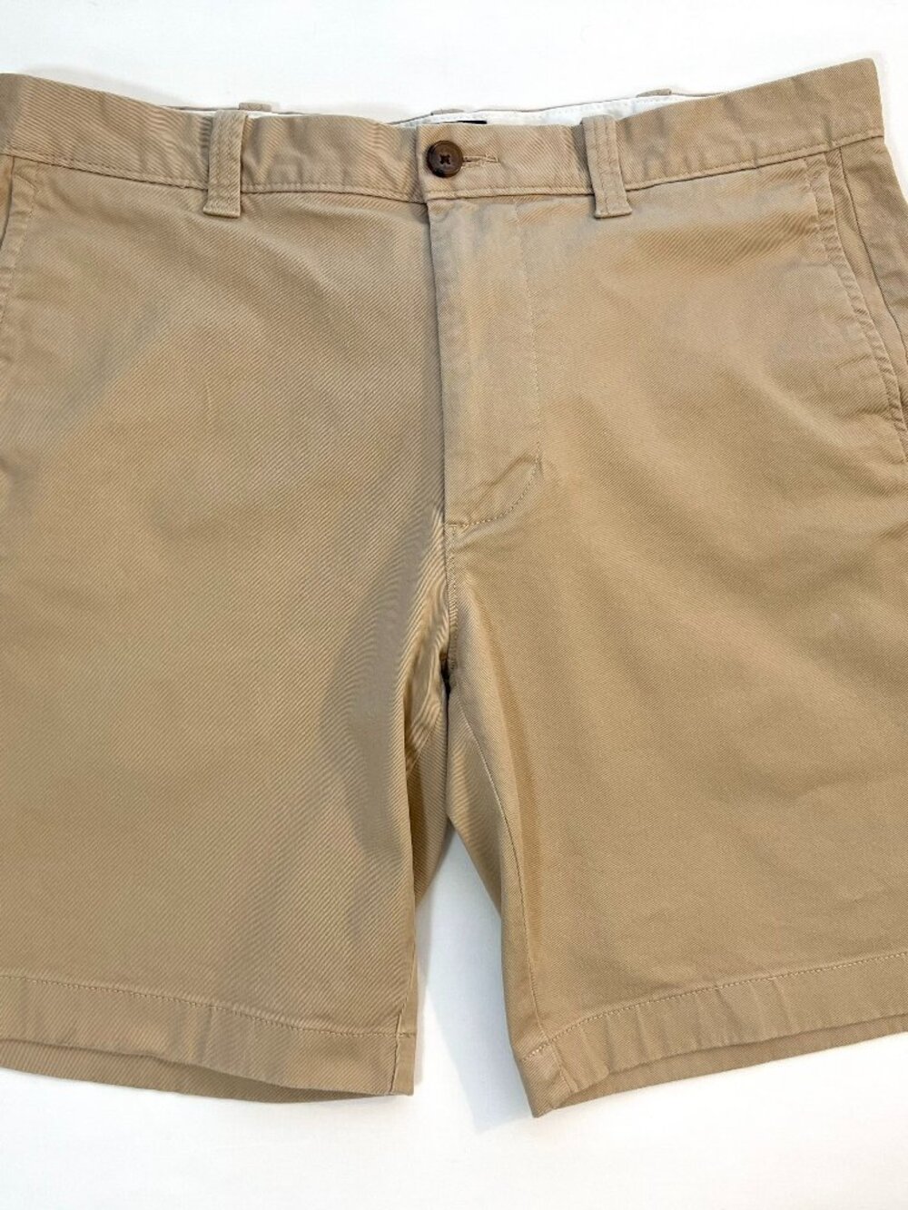 J.Crew Shorts Men's Size 33 Flat Front Casual 9 Inch Inseam Chino Shorts - Khaki
